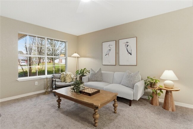 Building Photo - 932 S Curtis Ave