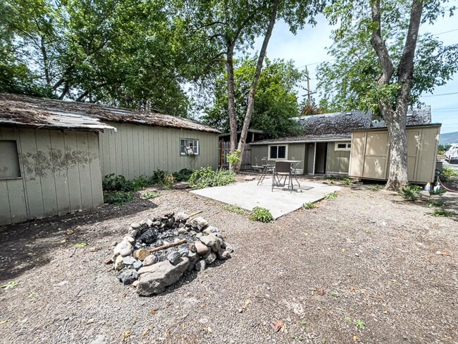 Building Photo - Arnold House