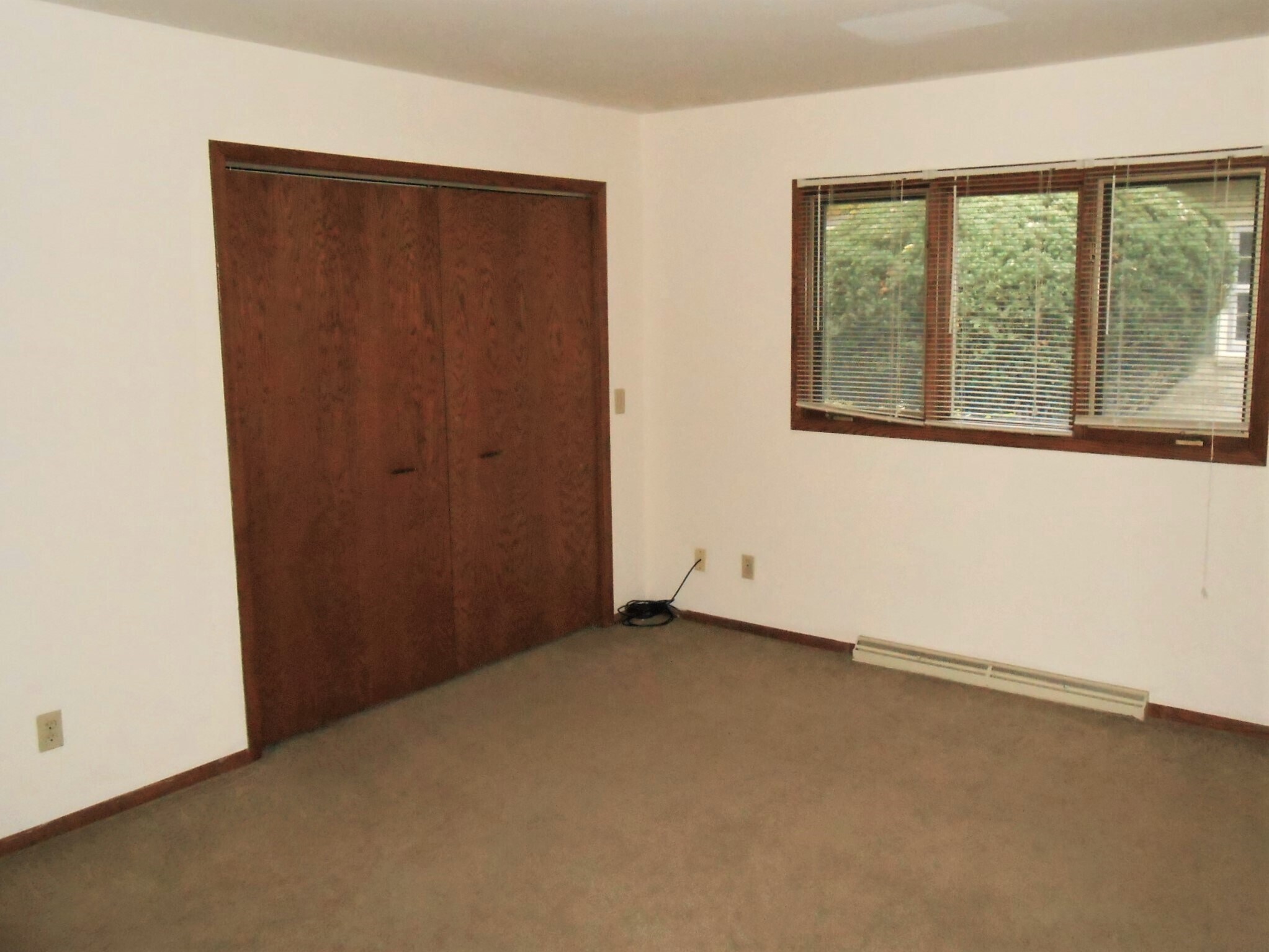 Building Photo - 1701 Elka Ln