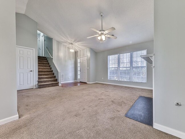 Building Photo - 4375 Yellow Rose Dr