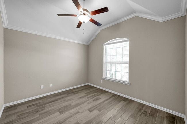 Building Photo - 2372 Old Stone Dr