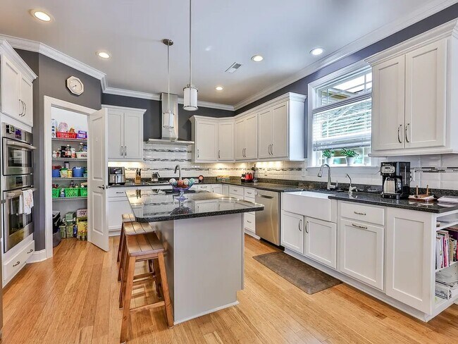 Building Photo - 8853 Smithfield Dr NW