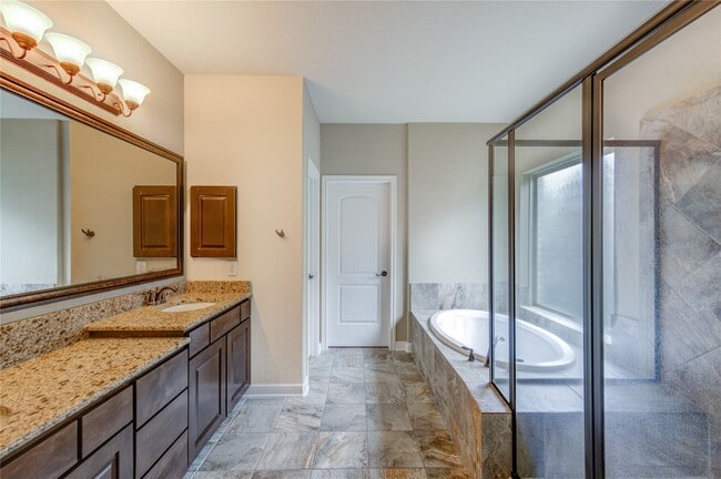 Building Photo - 19019 Thatcher Hills Ct