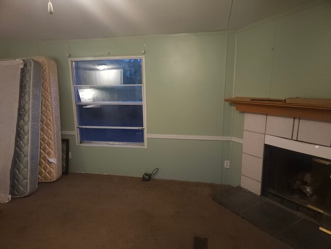 Building Photo - 118 Yankee Ln