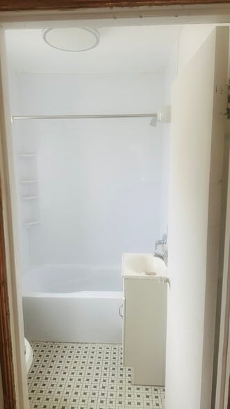 Bathroom - N49W5593 Portland Rd