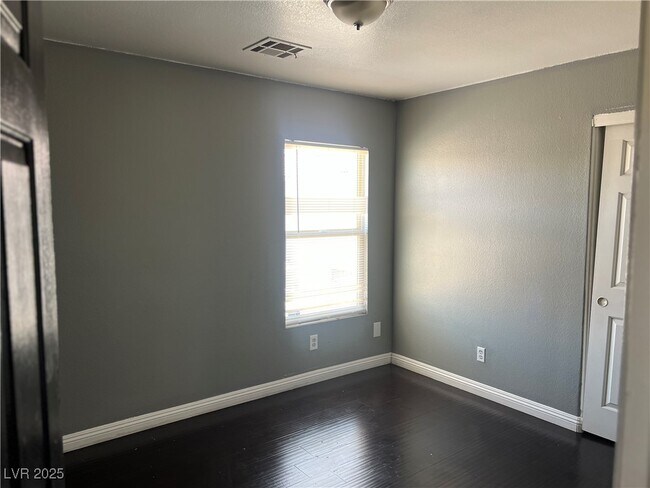 Building Photo - 2178 Trebbiano Way
