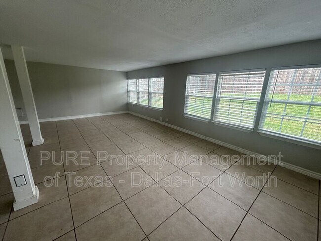 Building Photo - 6461 Starnes Rd