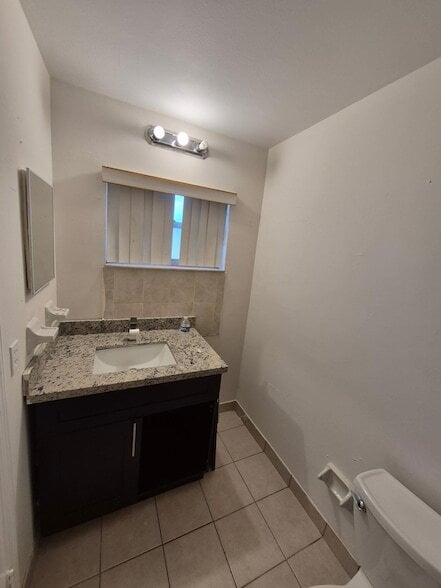 Building Photo - 3198 49th Ln S