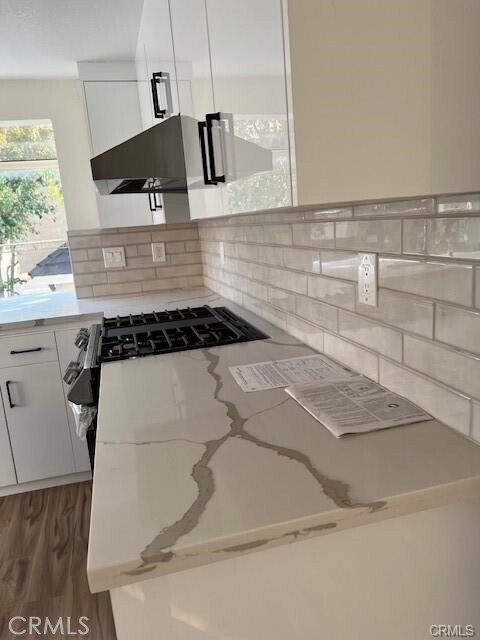 Building Photo - 2300 Maple Ave