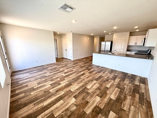 Building Photo - Beautifully Updated 4 Bedroom Home in Valley Springs Estates- Available Now!