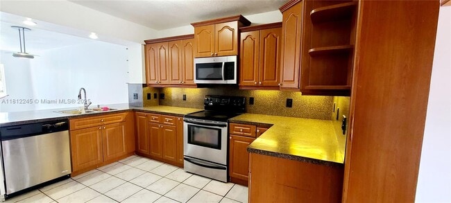 Primary Photo - 15436 SW 112th Pl