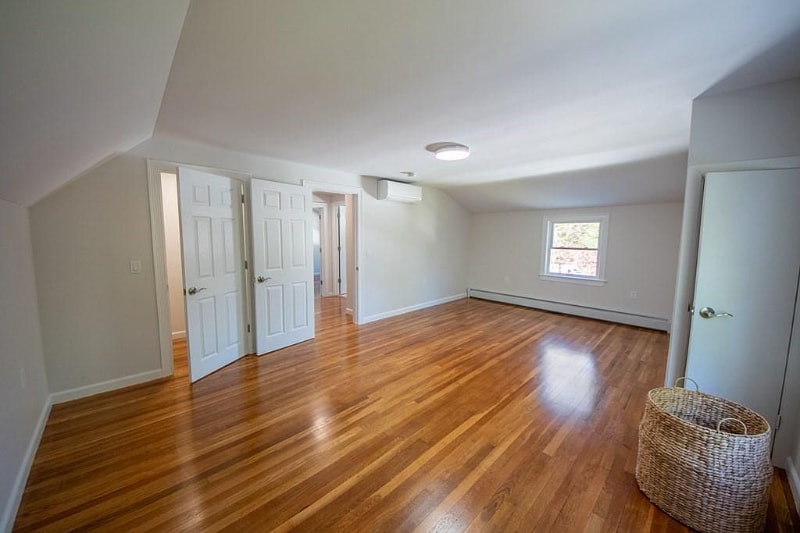 Building Photo - 9 App Ct