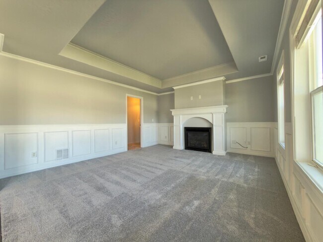 Building Photo - 515 S King St