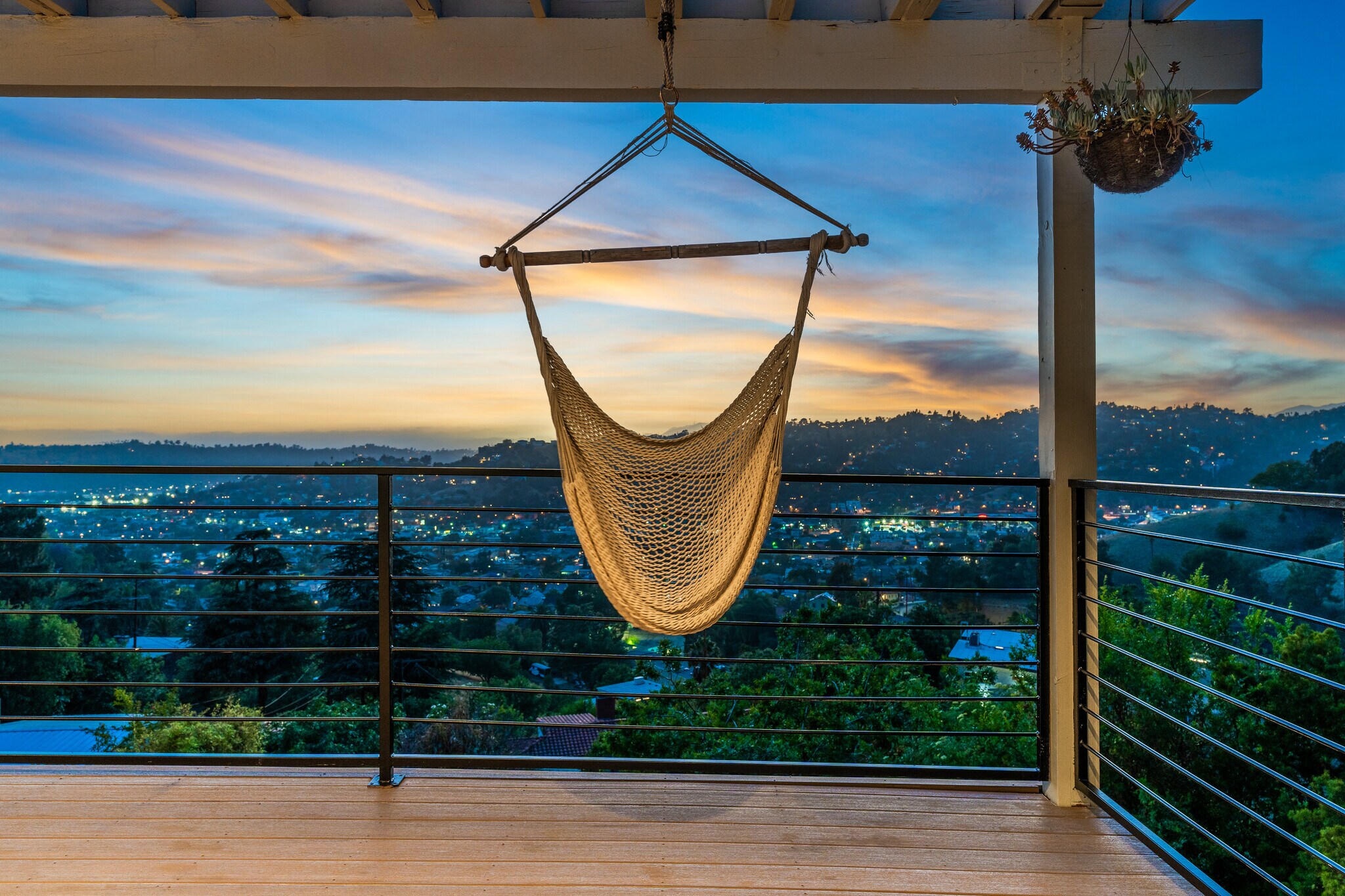 Building Photo - 3743 Latrobe St