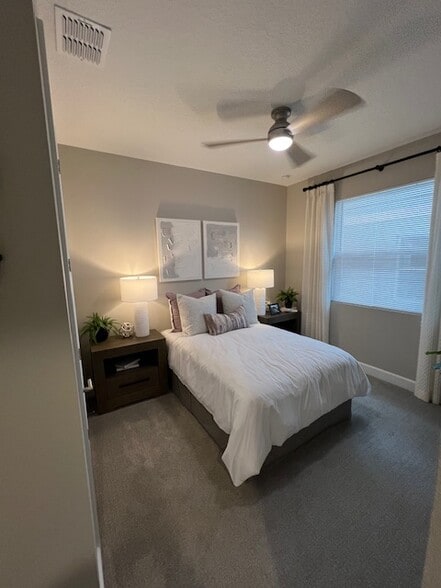 Building Photo - 1683 Sugarbelle Cir