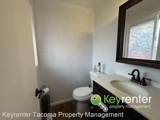 Building Photo - 3 br, 1.5 bath House - 10710 103rd St SW