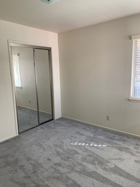 Building Photo - 1816 Park Ave