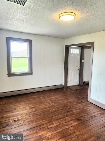 Building Photo - 1286 S Imler Valley Rd