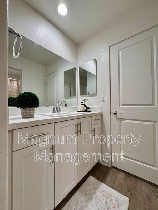 Building Photo - 30411 Ridgecrest Rd