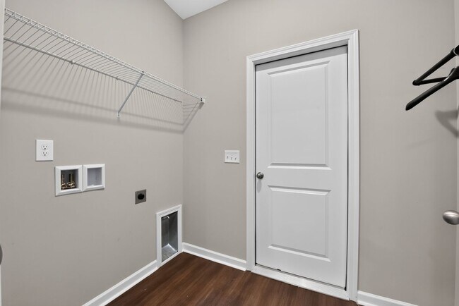 Building Photo - 4323 Alderic St
