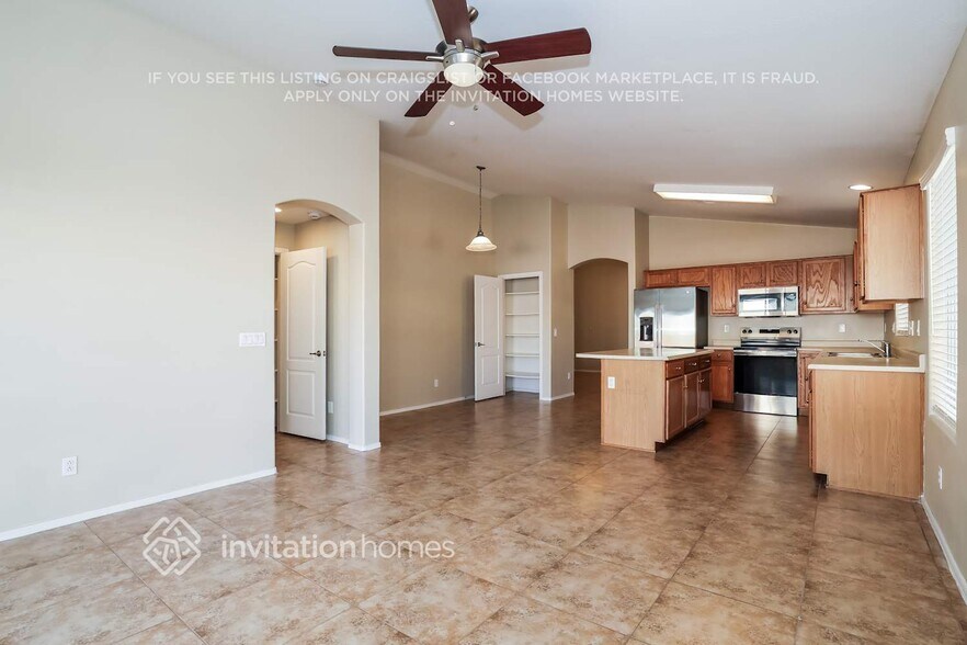 Building Photo - 3062 W Yellow Peak Dr