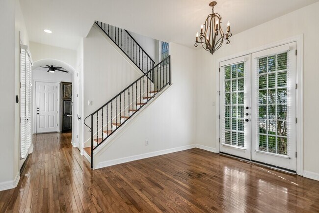 Building Photo - 4007 Gaines Ct