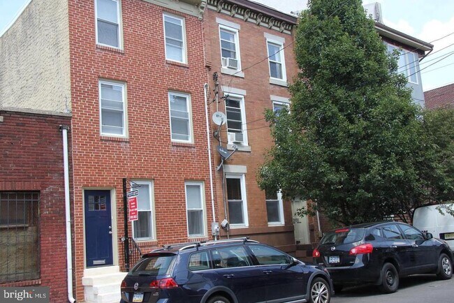 Building Photo - 2023 Brown St