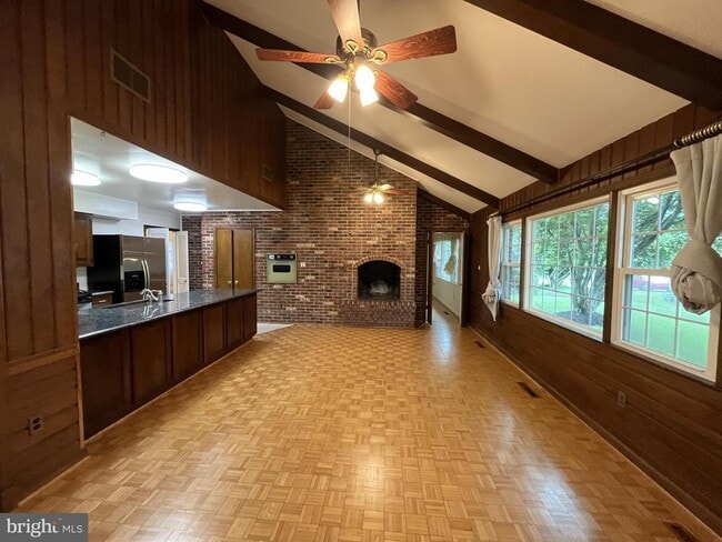 Building Photo - 6301 Evermay Dr
