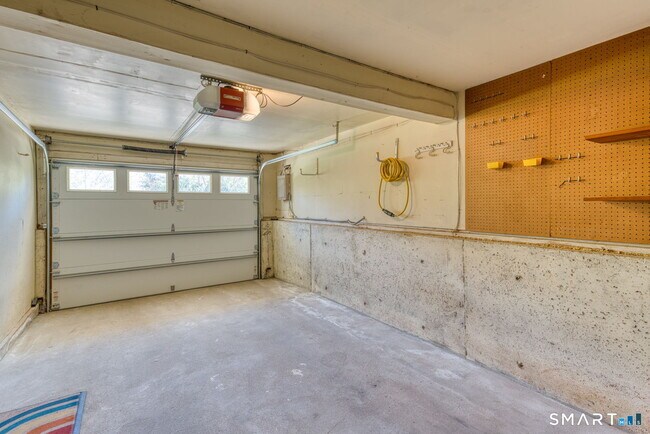 Building Photo - 371 Warrenville Rd