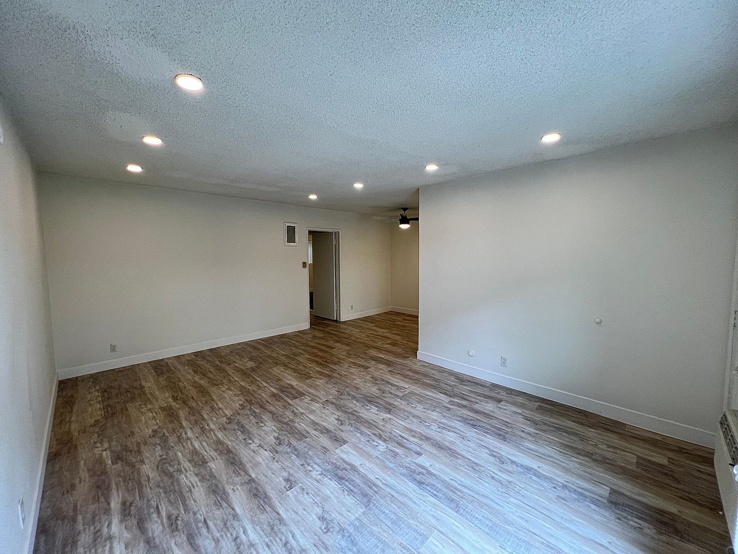 Building Photo - 3510 Clarington Ave