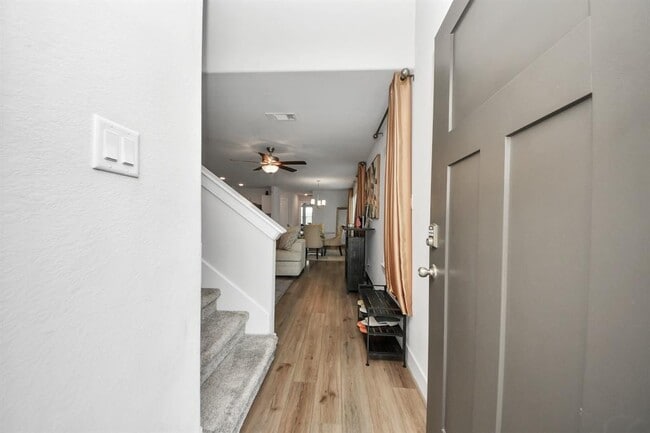 Building Photo - 7014 Cedar Breeze Ct