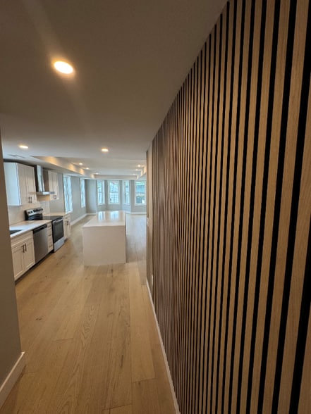 Building Photo - 19 High St