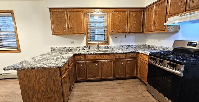 Building Photo - 5324 Long Ave