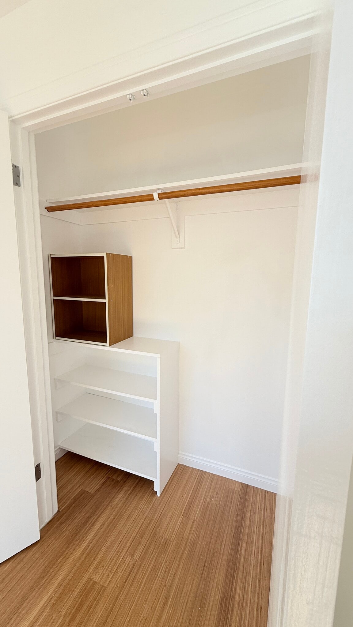 Building Photo - 11141 Greenlawn Ave