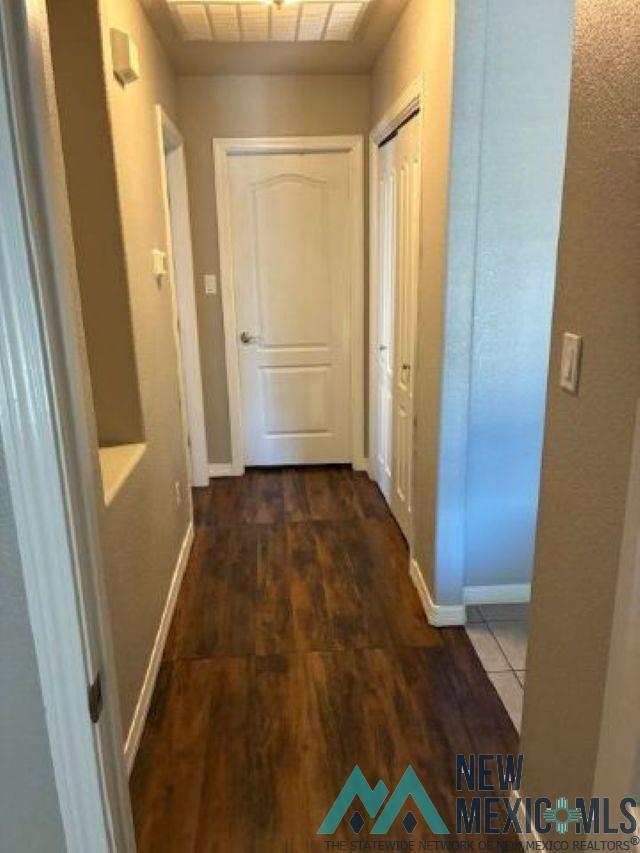 Building Photo - 2104 Hali Ln