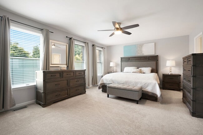 Building Photo - Gorgeous 2BR/3.5BTH Townhome in desirable Neighborhood of StoneyBrook in Rockville