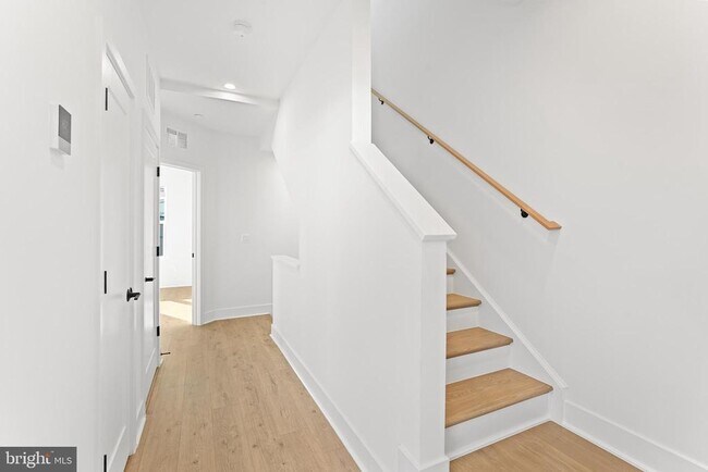 Building Photo - 5502 Topaz Ln