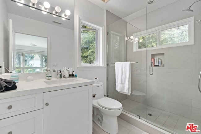 Building Photo - 1862 Kimberly Ln