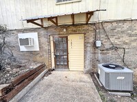 Building Photo - 1841 Dana Ln
