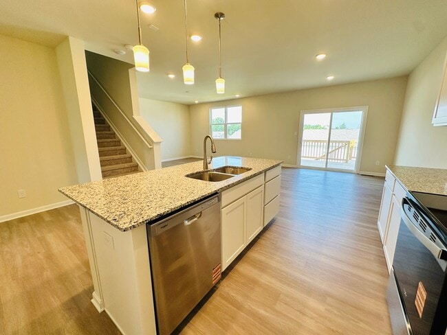 Building Photo - Charming New Construction Home for Rent in...