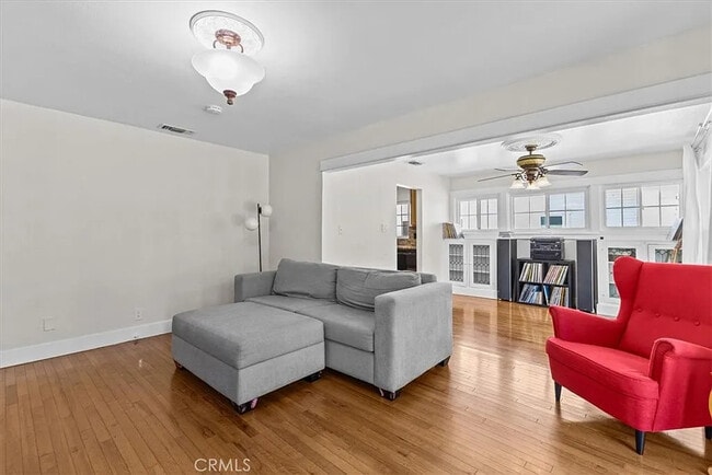 Building Photo - 228 Jacaranda Pl