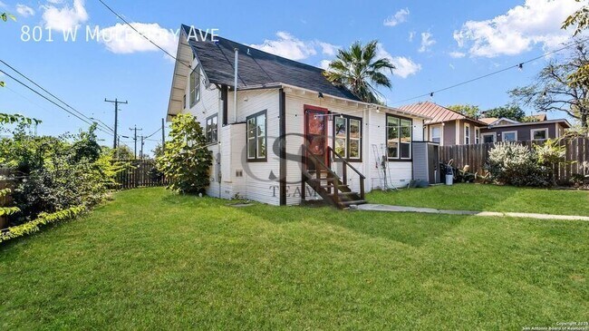 Building Photo - 801 W Mulberry Ave