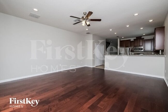 Building Photo - 23960 San Giovanni Dr