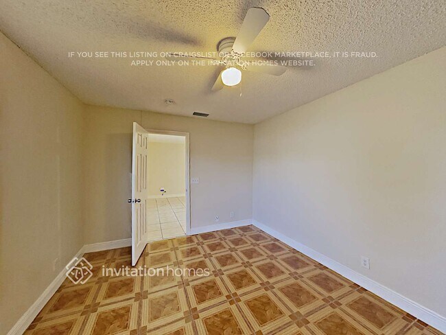 Building Photo - 127 Dove Cir