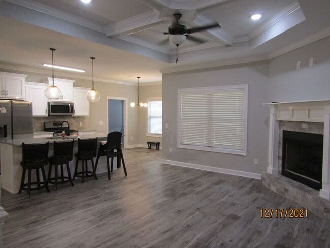 Building Photo - Available February!