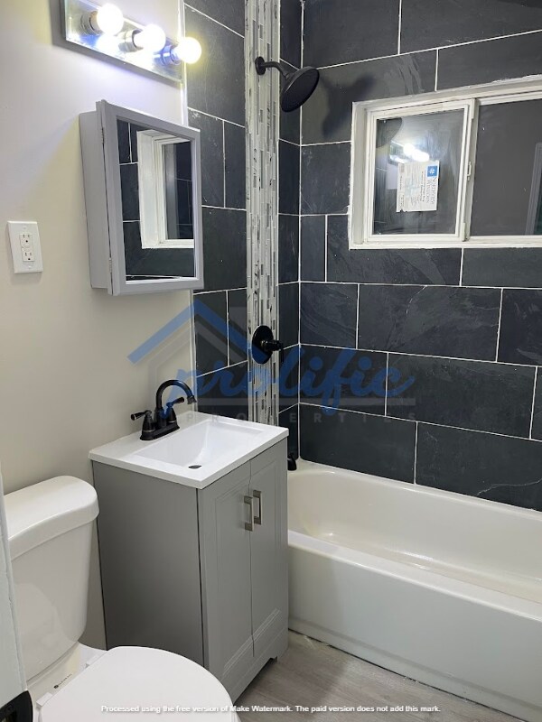 Building Photo - 2339 Marshalltown Ln