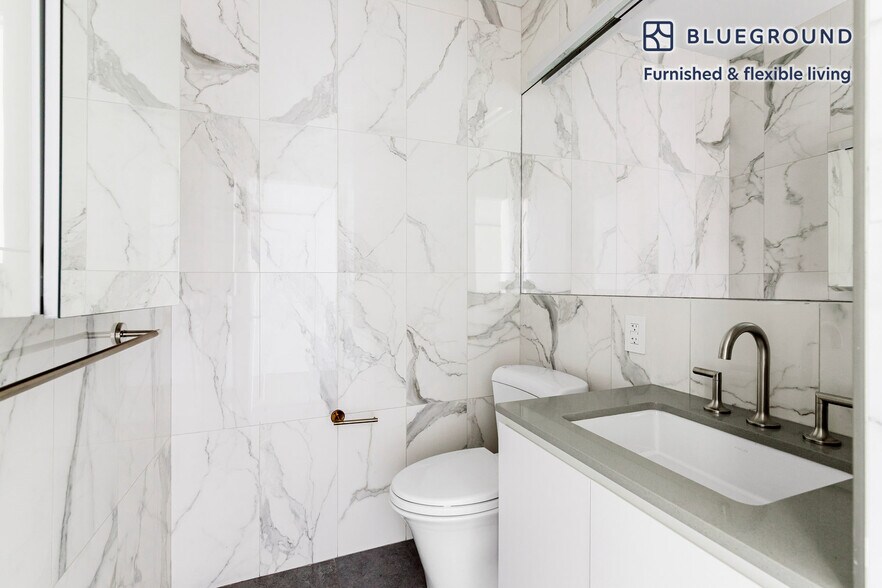 Building Photo - 101 West End Ave