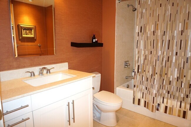 Building Photo - 10-40 Nouvelle Way