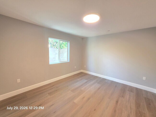 Building Photo - 8154 Potter Ave