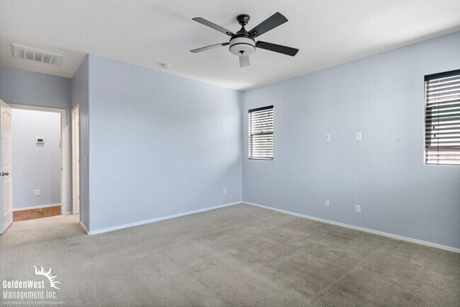 Building Photo - Beautiful 3Bdm 3Ba Home with Den in Waddell Near the 303!